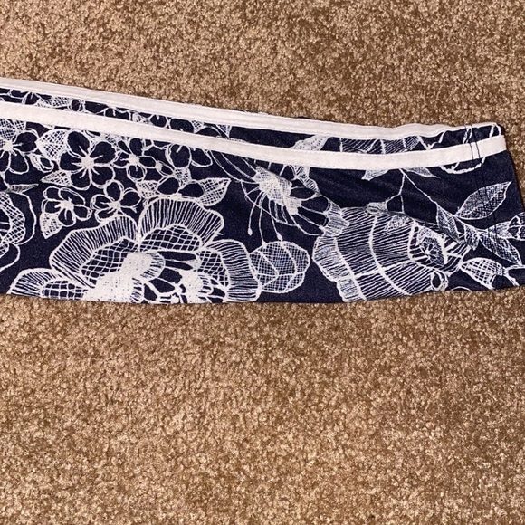 •ADIDAS• - Picture 8 of 13